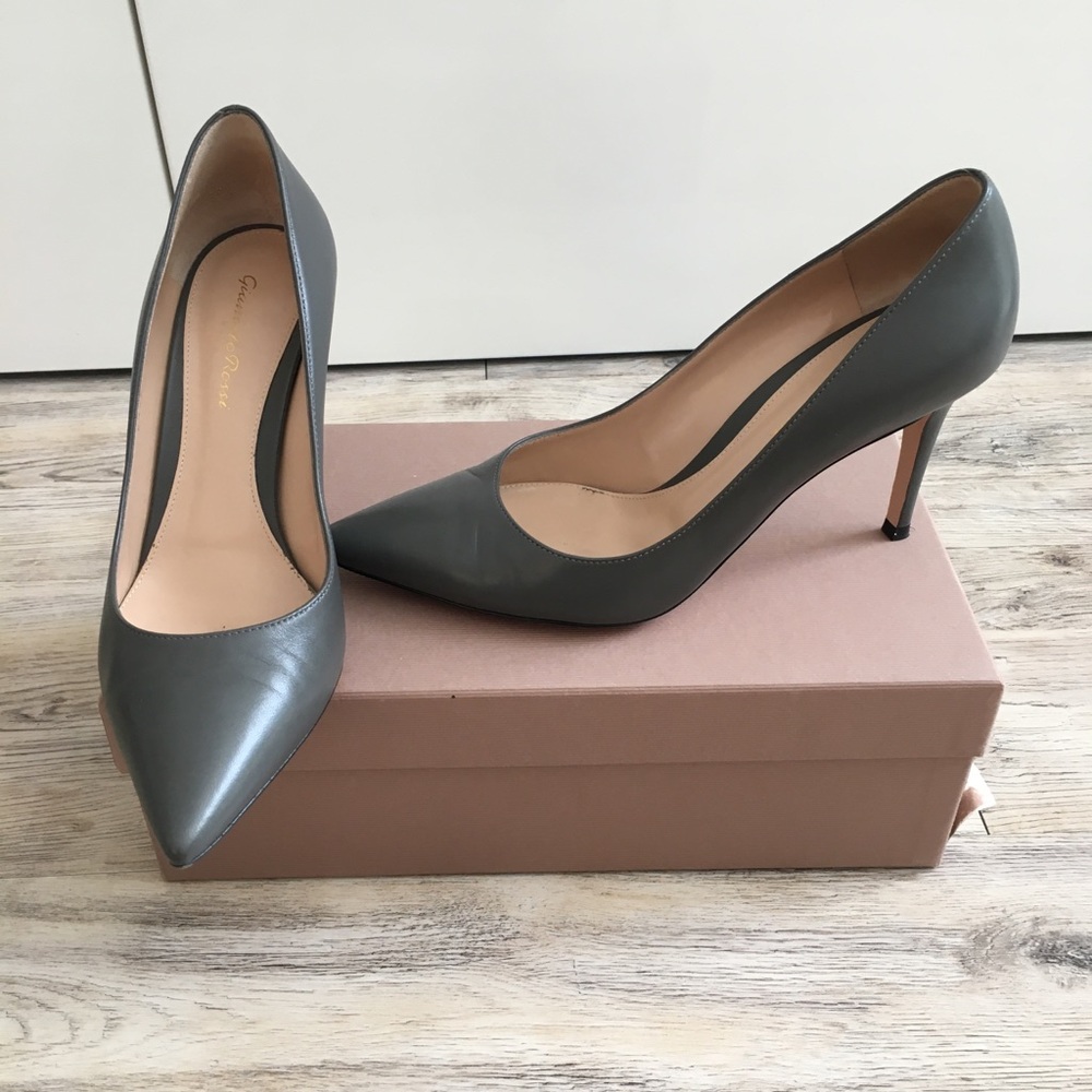 Pre-owned Gianvito Rossi Gray Heels 85MM Size 38.5